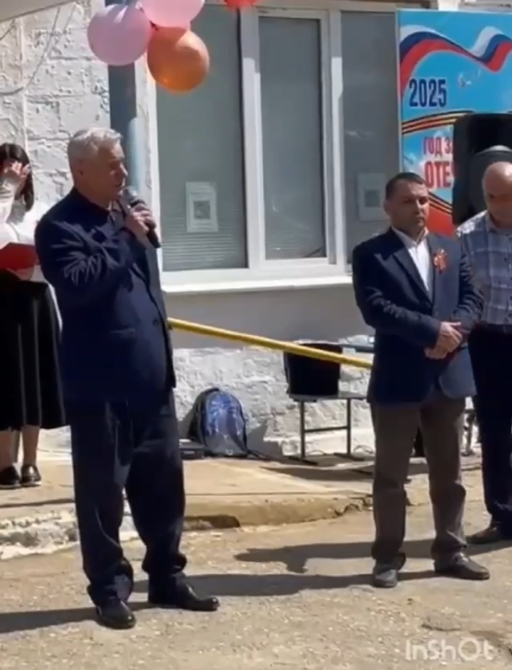 7 мая в нашей школе была проведена торжественная ЛИНЕЙКА ПАМЯТИ, посвященная 80-й годовщине победы в Великой Отечественной войне..